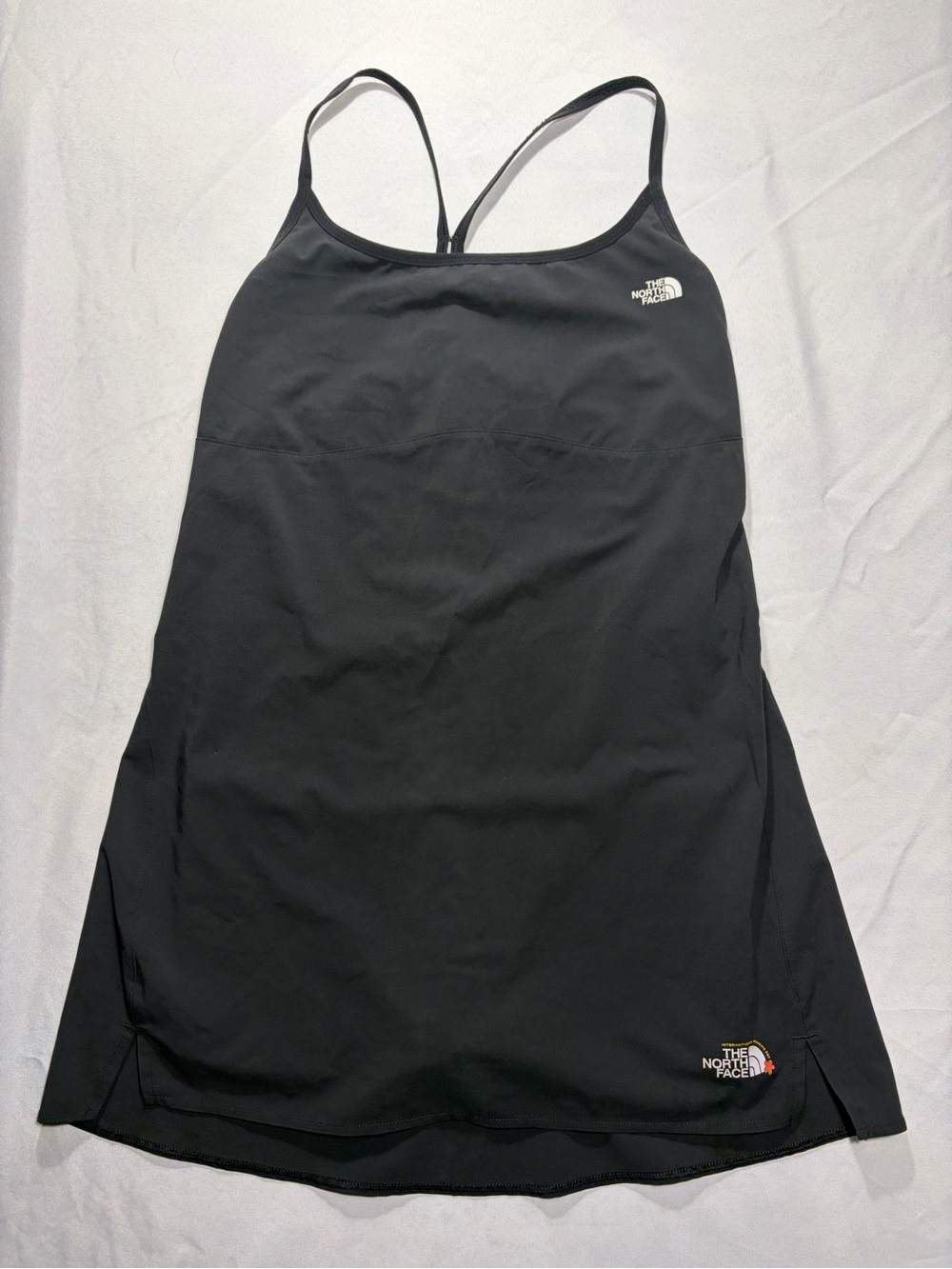 The North Face Women's Printed EA Arque Hike Dress Size Medium Black Floral